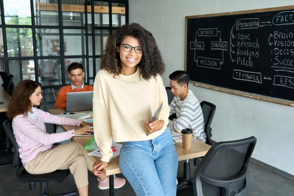 Un jeune actif sur cinq reprend ses études en début de carrière (Céreq)